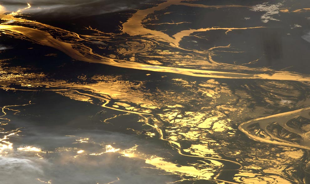 e23_ISS017-E-13856.jpg