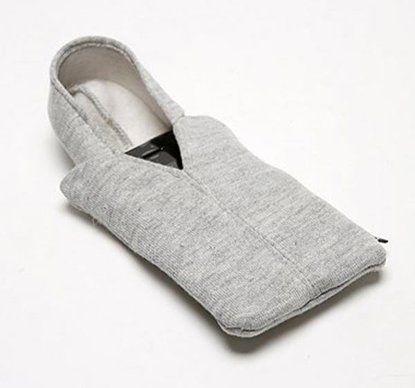 iPhone-Hoodie_1.jpg