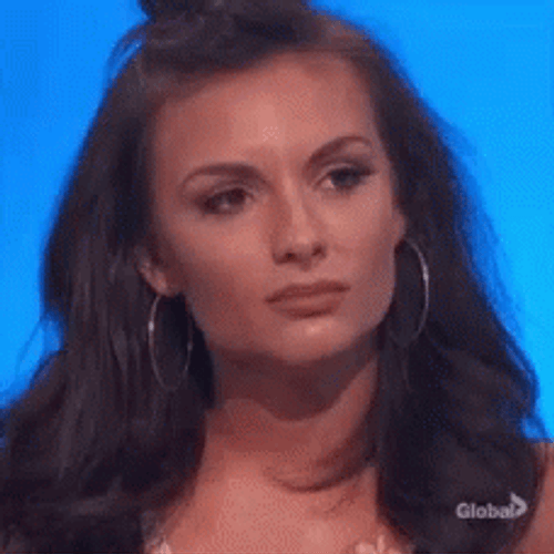 woman-wondering-confused-face-ecxkomm7ajjoafr9.gif