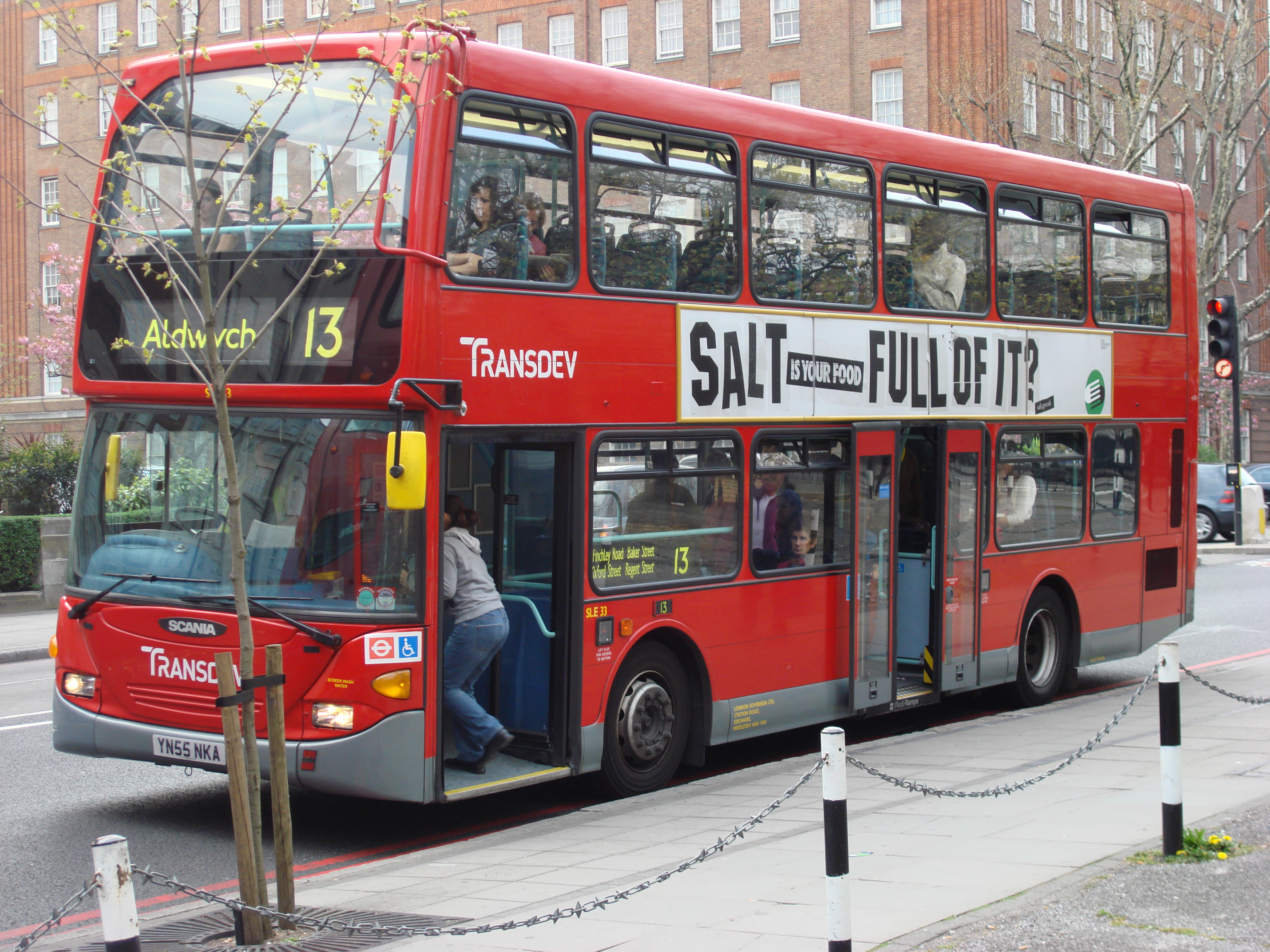 London_Buses_route_13.jpg