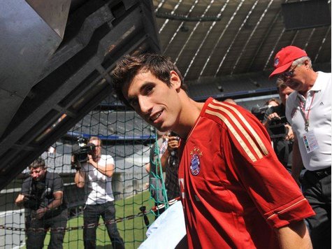 1979191370-martinez.9.jpg