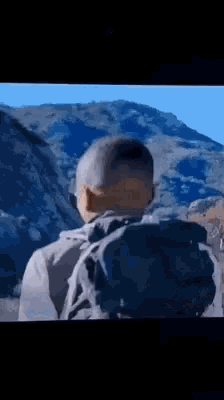 wtf-look-back.gif