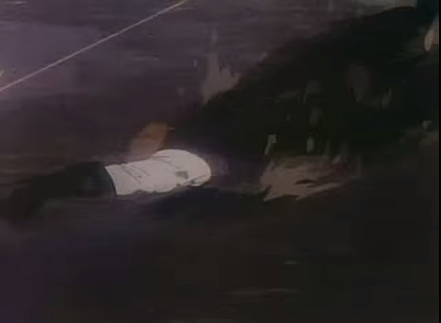 8JDWCos.jpg