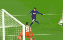 courtois-nutmeg.gif