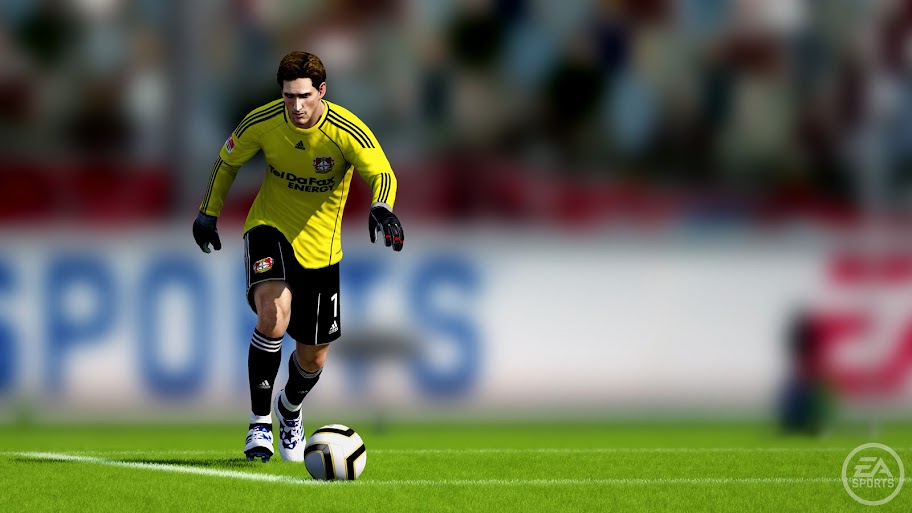 ps3_adler_goalkick.jpg