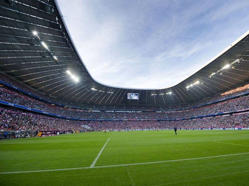 Allianz-Arena--Pitchview-4_2755121.jpg
