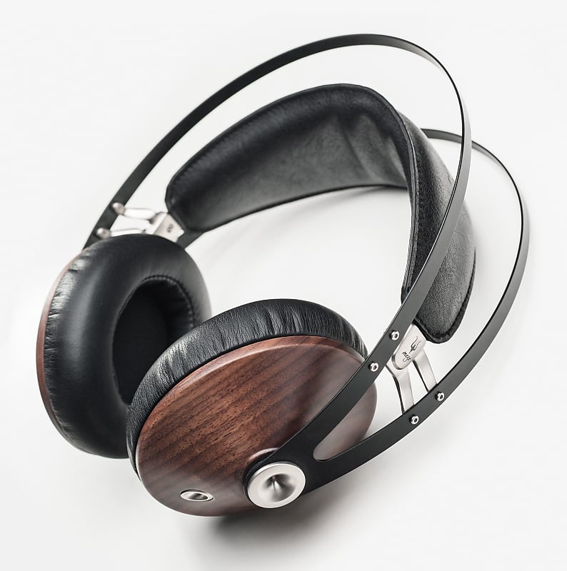 Meze%2099%20Classics%20Walnut%20Silver%20-%201.jpg