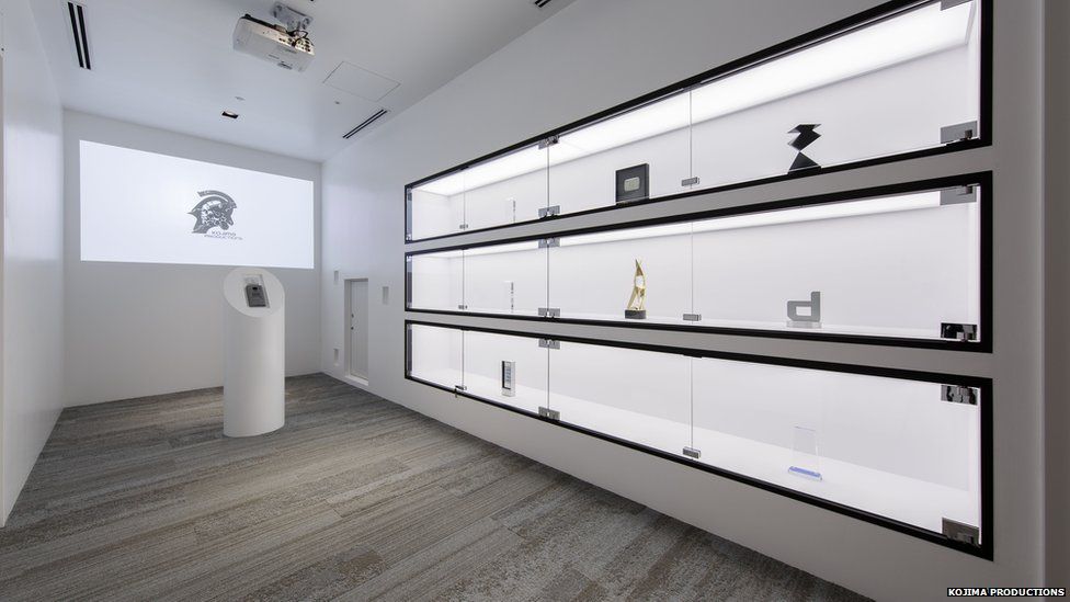 _93796440_revisedpicturehallway.jpg