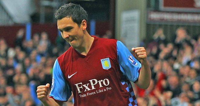 Stewart-Downing-Aston-Villa1_2619366.jpg