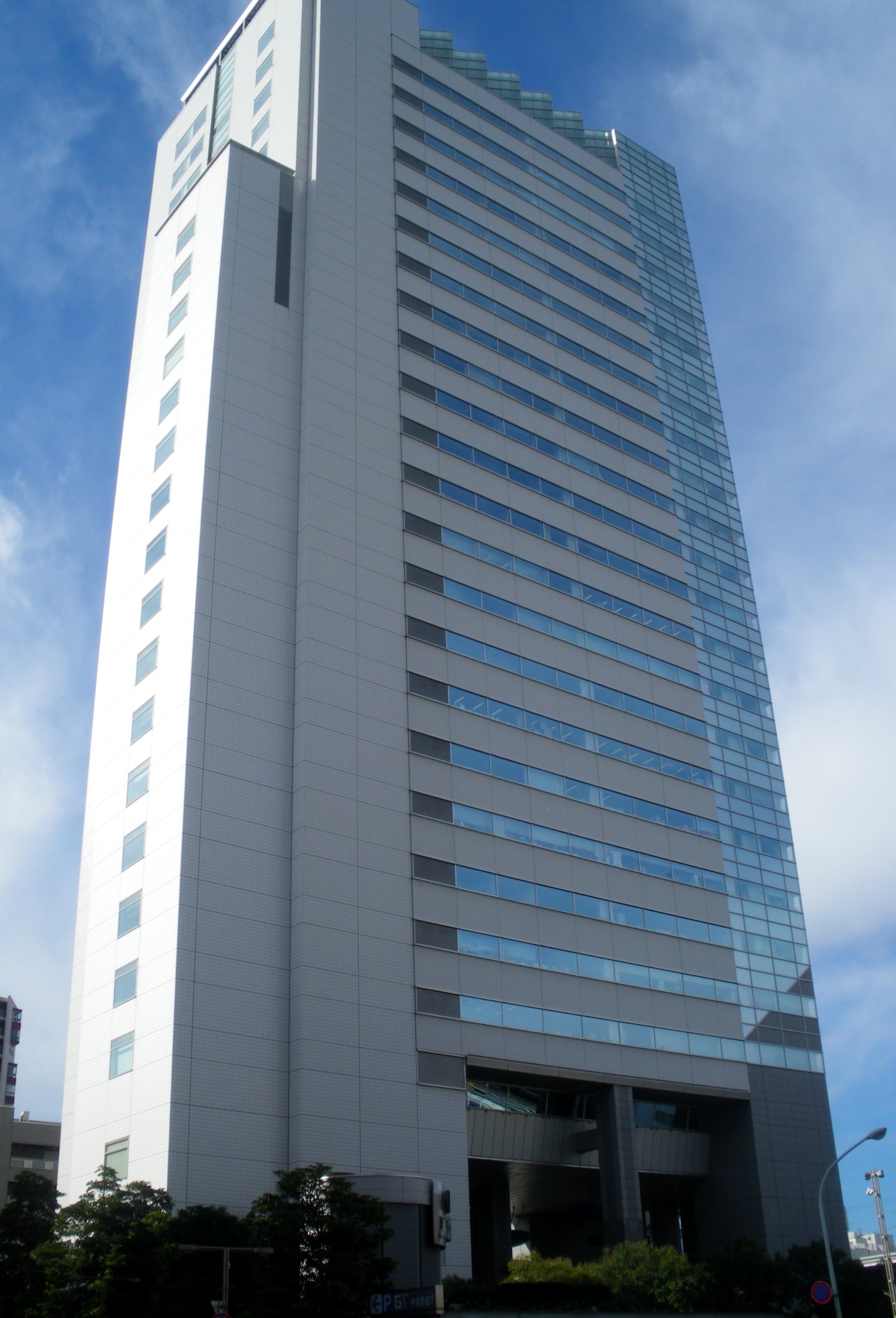 NakameguroGT_tower.JPG