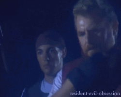 tumblr-mavpza-Nk-Ff1r9mc99.gif