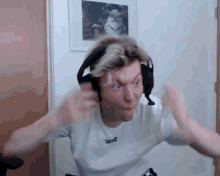 keshaeuw-monkey.gif