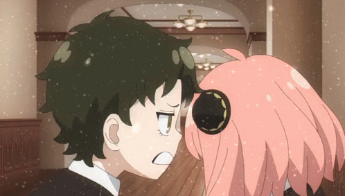 anya-punch.gif