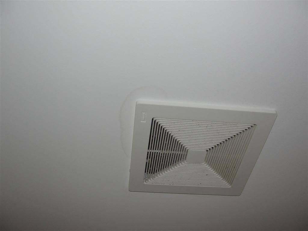 Ceiling-Stain-bath-fan.jpg
