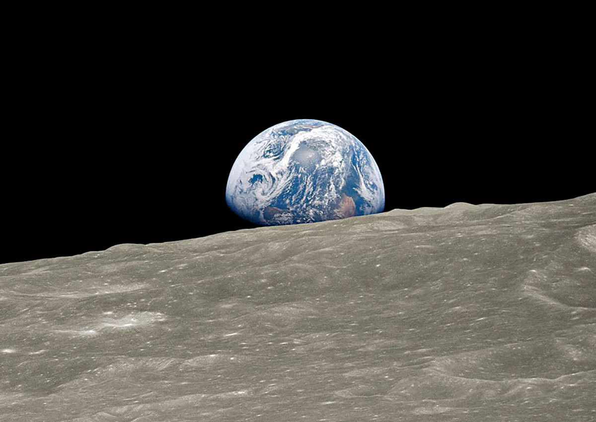 09836-scicon8-moon.jpg