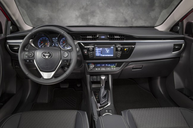 024-2014-toyota-corolla-650x433.jpg