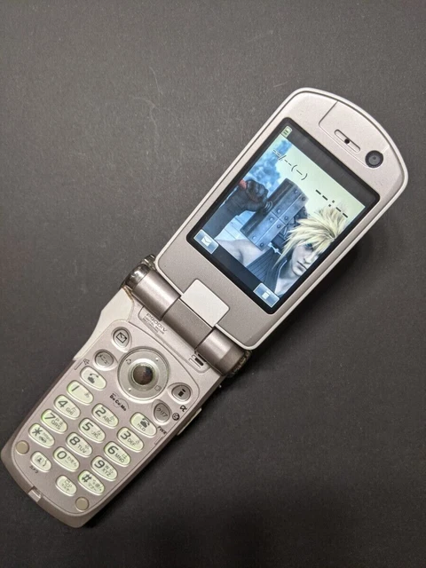 Docomo-FOMA-P900iV-Mobile-phone-Final-Fantasy-VII.webp