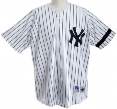 wadeboggs1996yankeesjersey.jpg