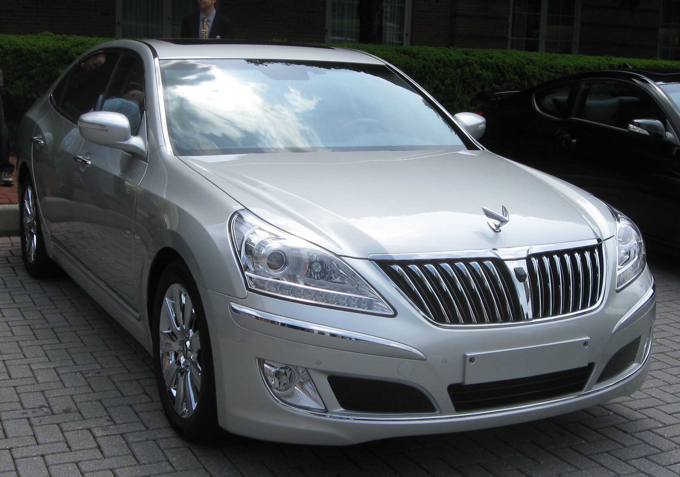 Hyundai_Equus_VS460_2.jpg
