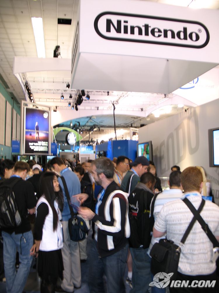 gdc-06-nintendos-booth-20060322015708444.jpg