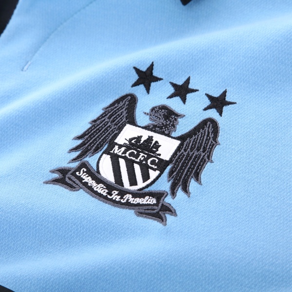 Man-City-Club-Crest-2012.jpg