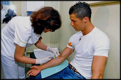 cristiano-ronaldo-369-blood-bone-marrow-donor.jpg