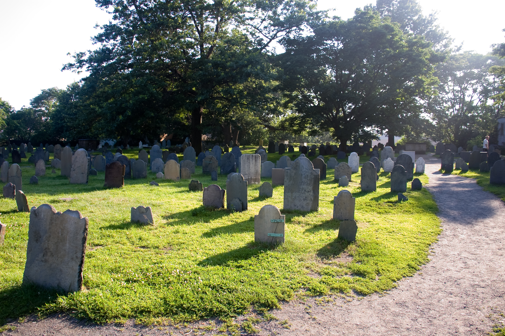 2009_graveyard_SalemMA_3814455221.jpg