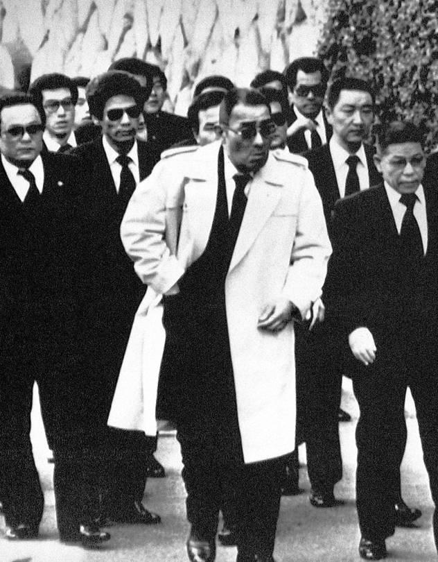 AI-CS009_YAKUZA_FR_20150908230808.jpg