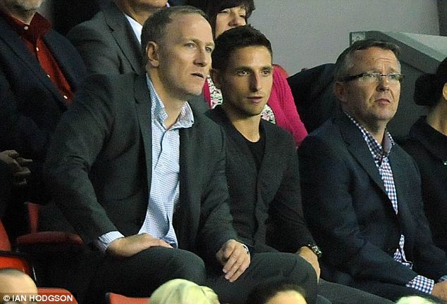 article-2186163-1477CCB9000005DC-391_634x432.jpg
