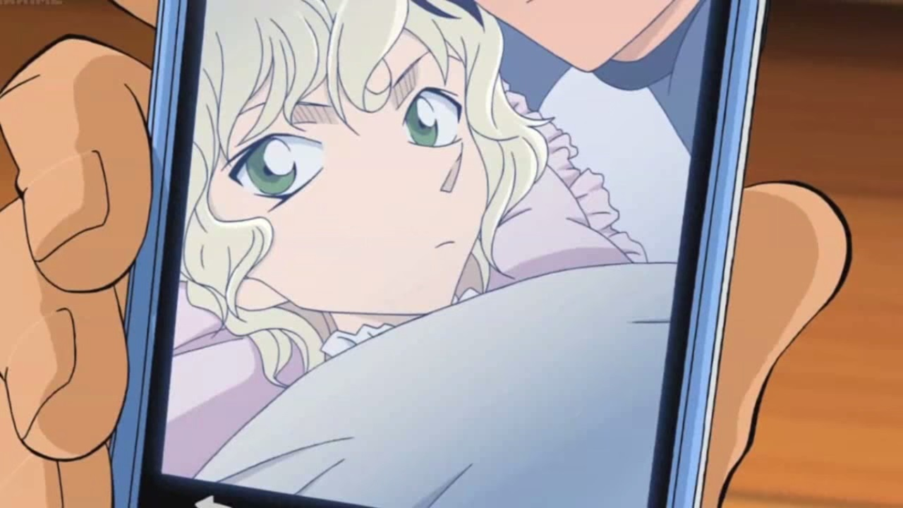 Another_person_with_eye_bags_appears.png