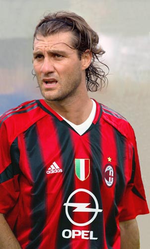 VIERI.jpg