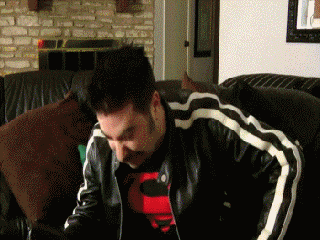 r8lst4E.gif