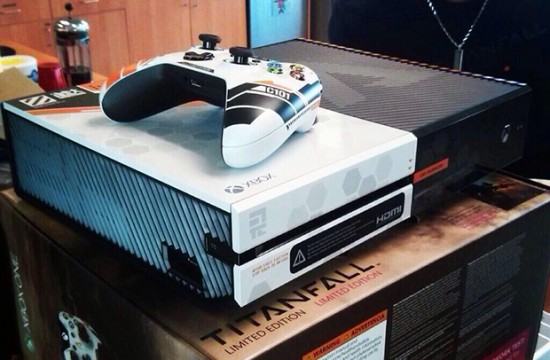 1394156540-limited-edition-titanfall-xbox-one-2