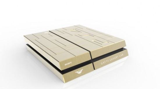 Jumbo-unveils-gold-PS4-at-Games14_3-720x403